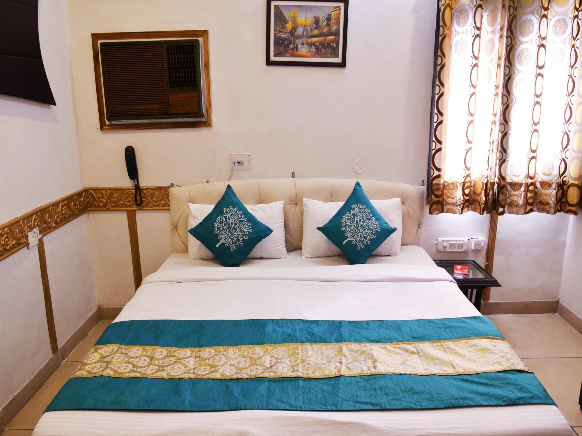 Oyo 5884 Amante Hotel Chandīgarh Екстериор снимка