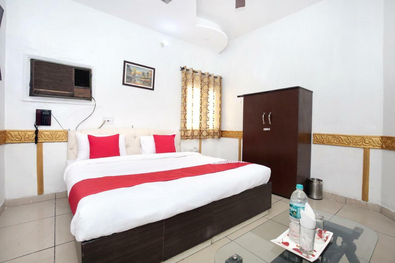 Oyo 5884 Amante Hotel Chandīgarh Екстериор снимка
